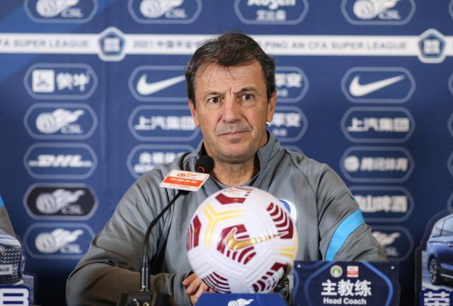 官方网站-大连人对阵沧州力争三连胜 继续发挥定位球优势